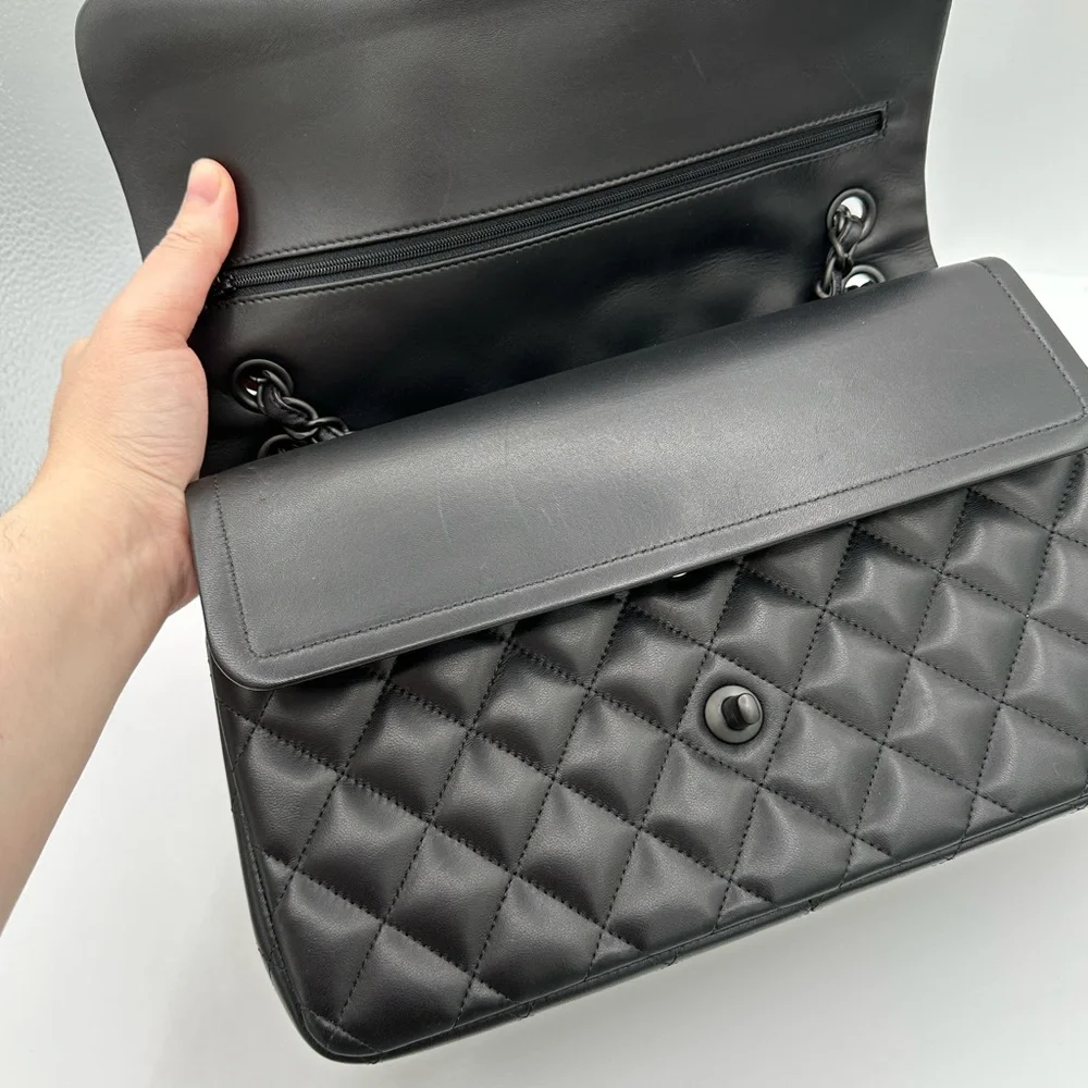 Chanel So Black Jumbo Lambskin - Picture 6 of 12